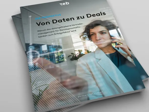 Eine Zeitschrift mit einer Frau am Telefon